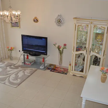 Apartamento Los Corales Holiday home *